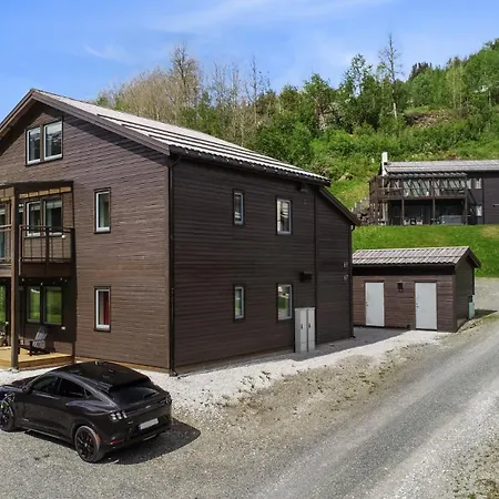 Large In Myrkdalen Appartement Voss